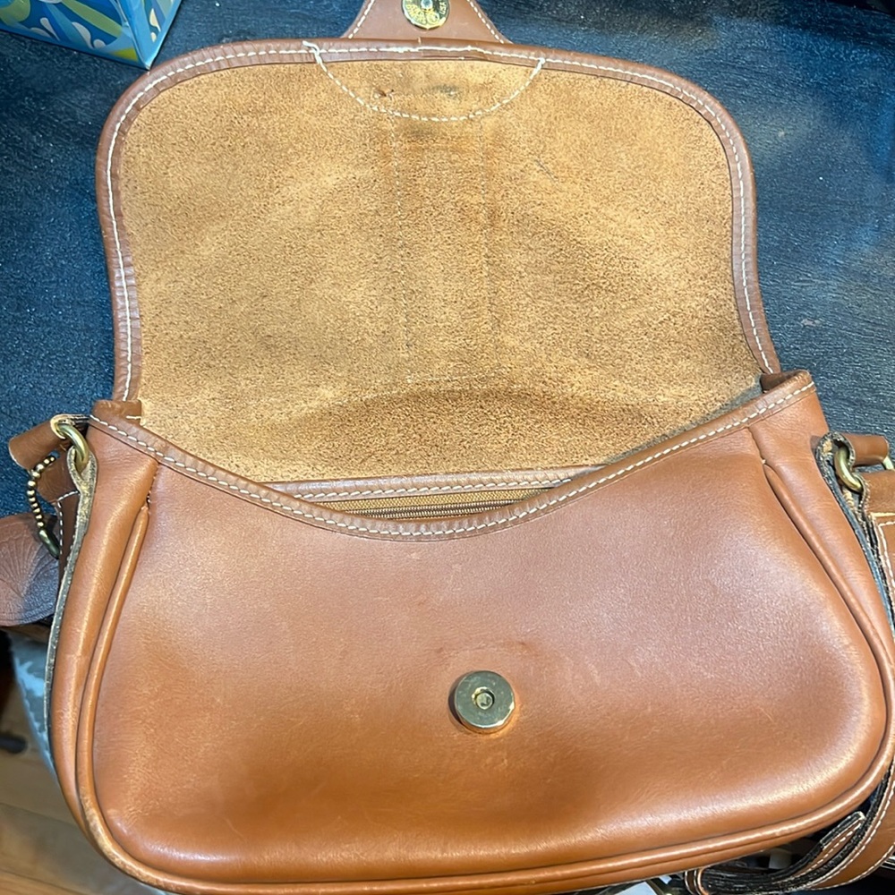 Bar Harbor Leather and Brass Shoulder Crossbody Saddle Bag - Picture 3 of 4